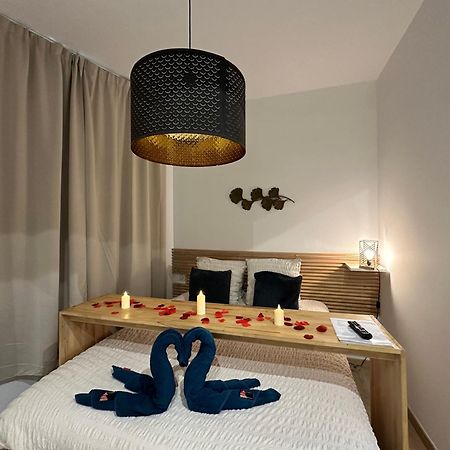 Mieuxqualhotel Jacuzzi Privatif La Parenthese Bordeaux Exterior photo